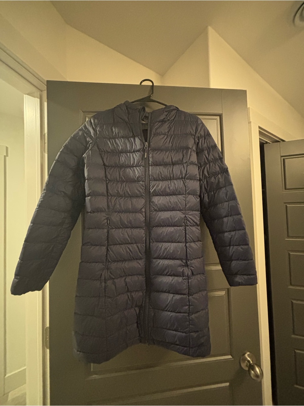 Women's Long Quilted Hooded Puffer Coat - Navy